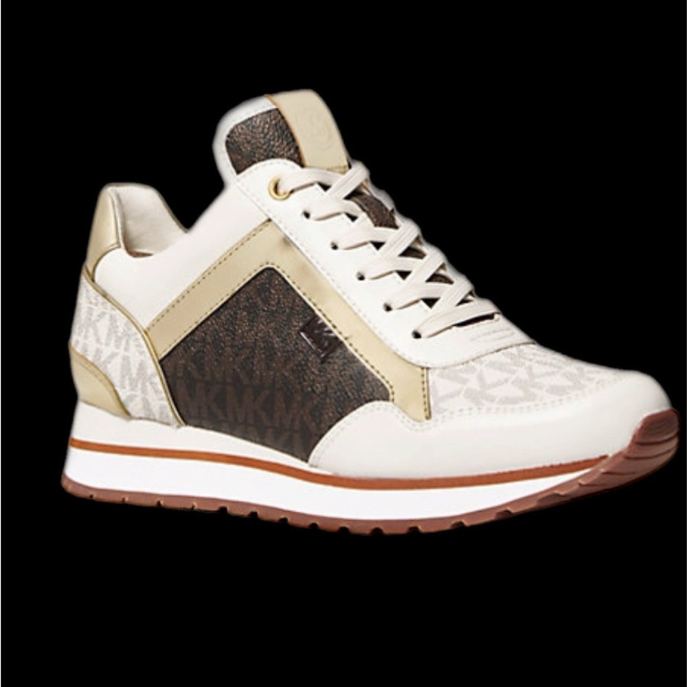 Maddy Two-Tone Logo Trainer